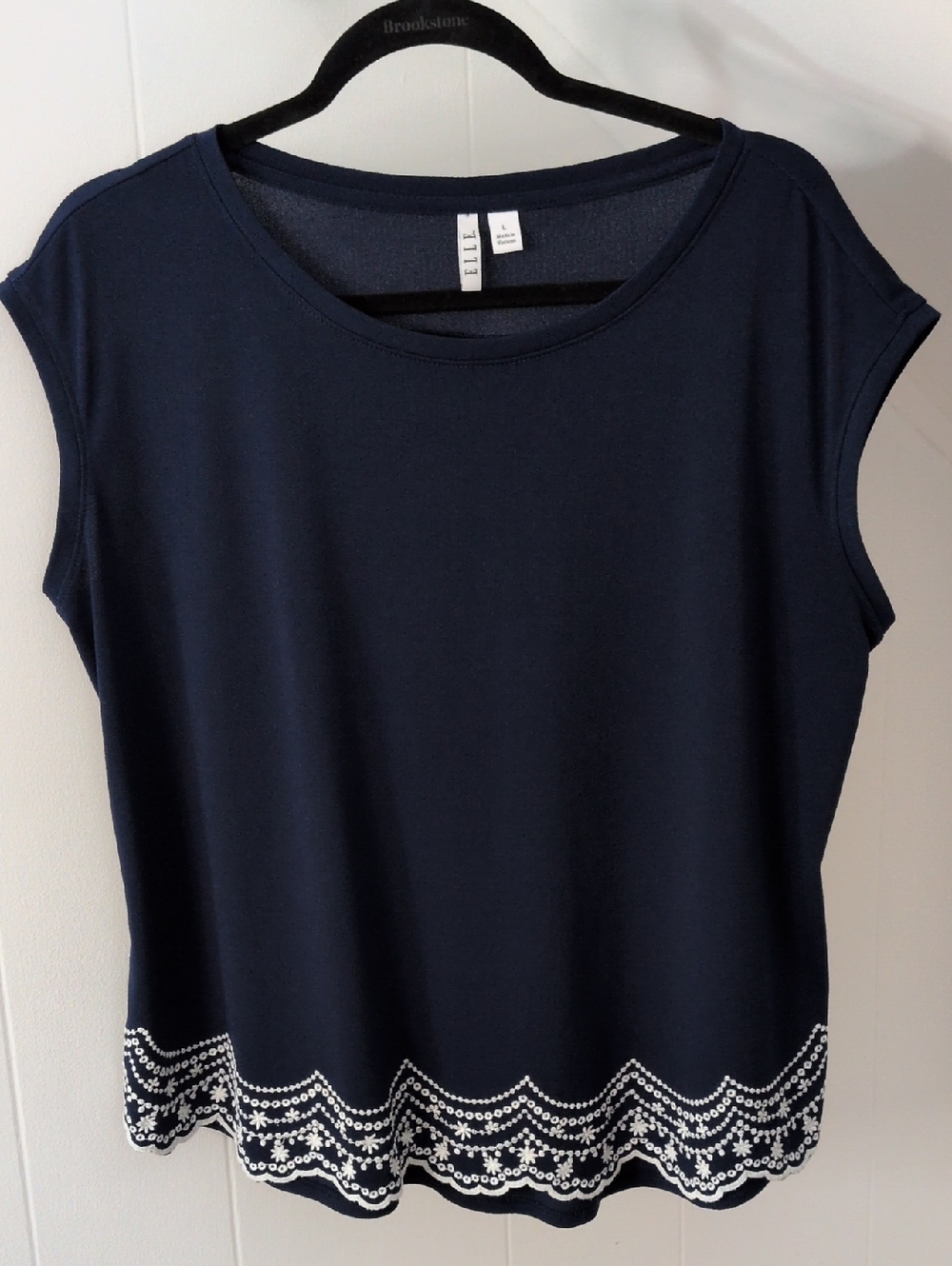 Elle Navy Short-Sleeve Top with Scalloped White Embroidery